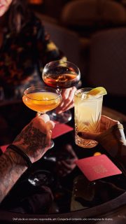 🇪🇸 ¿Oyes eso? Música de chill, risas, compañeros de trabajo y vuestros cócteles de Carlos I 🍹🍸🥃

Suena a gente SINGULAR disfrutando un afterwork del bueno... y te lo mereces.​

🇬🇧 Can you hear it? Chill music, laughter with your co-workers and Carlos I cocktails 🍹🍸🥃 ​

It sounds just like some SINGULAR people enjoying some great afterwork drinks... and deserving every one.

#Afterwork​ #BrandyCocktails #BrandyCarlosI #BrandyDeJerez #Osborne