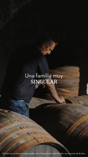 🇪🇸 Hay cosas que solo se consiguen con tiempo.​ Y otras, con manos que saben exactamente lo que hacen.​

Detrás de Carlos I hay oficio, dedicación y una forma muy SINGULAR de entender el trabajo bien hecho.​

Hoy brindamos por quienes lo hacen posible.​

¡Feliz Día del Trabajador!​

🇬🇧 There are things that can only be achieved over time.​ And others by hands that know exactly what they're doing.​

Behind Carlos I there is craft, dedication and a very SINGULAR way of understanding work well done.​

Today, we raise a toast to those who make it possible.​

Happy Labour Day!

#BrandyCarlosI #CarlosI #BrandyDeJerez​ #Osborne